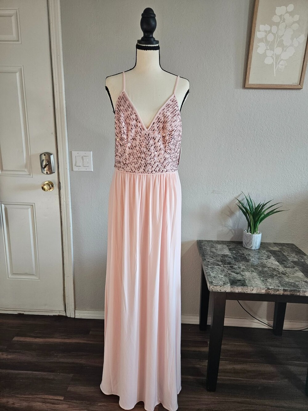 DB Studio David's Bridal Blush Pink Sequin V-Neck Maxi Dress Gown Size 8 NWT